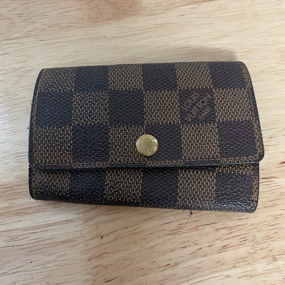 Louis Vuitton Damier Ebene key case
